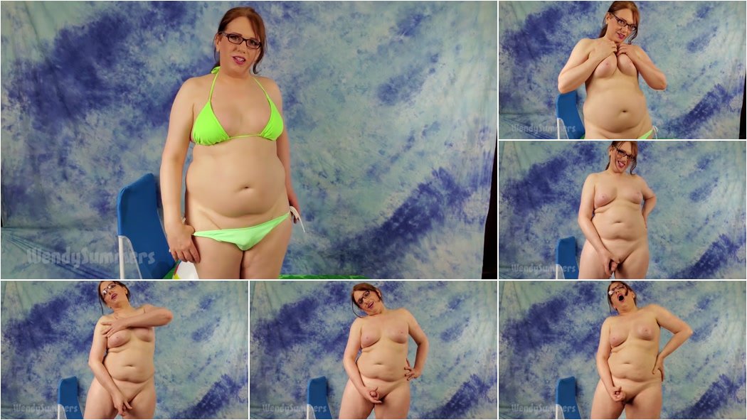 Wendy Summers - Beach Bikini Bulge [HD 720p]